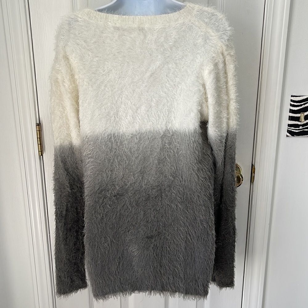 Ombré sweater - Picture 3 of 4